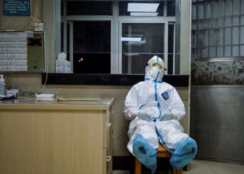 Petugas Medis Corona Antara