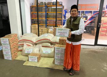Satgas Covid-19 MUI Terima Bantuan 1 Ton Beras dan 200 Kg Minyak Goreng