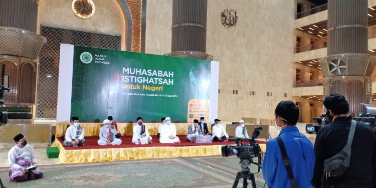 Istighasah dan Muhasabah MUI Dihadiri Ratusan Peserta Daring