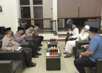 Kapolri Temui Ketum MUI dalam Suasana Informal, Dekat, dan Hangat