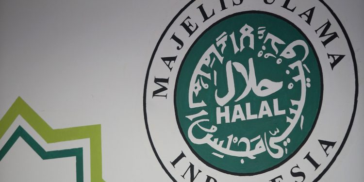 LPPOM MUI Buktikan, Vaksin AstraZeneca Manfaatkan Tripsin dari Babi