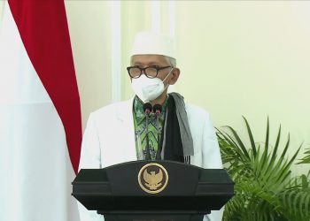 Ketum MUI: Tugas Besar Ulama Edukasi Umat Bahaya Covid-19 Nyata
