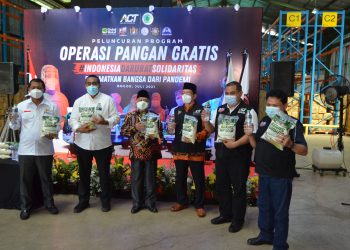 Gandeng ACT, MUI Luncurkan Operasi Pangan dan Medis Gratis