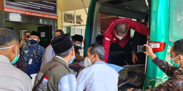 Membaik Usai Kecelakaan di Salatiga, Ketum MUI Lanjutkan Perjalanan ke Surabaya