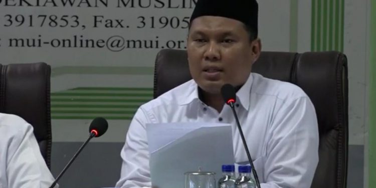 Ramai Kasus Pinjol Ilegal, Ketua MUI Ingatkan Risiko yang Ditimbulkan