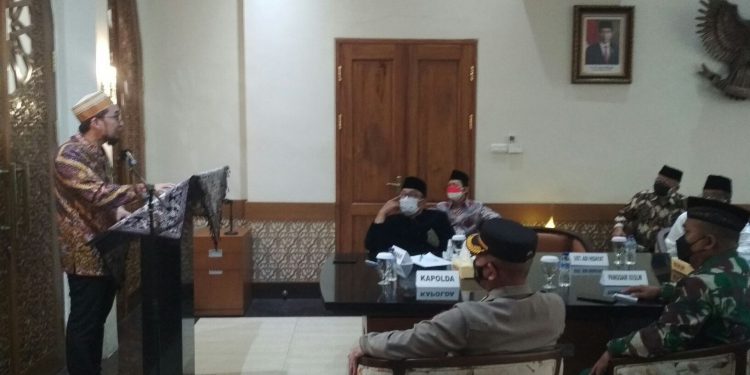 ustaz-adi-hidayat:-berbanggalah-jadi-warga-indonesia-sebab-keturunan-langsung-nabi-ibrahim