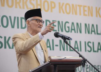 Sambut Bonus Demografi, Ketum MUI Serukan Sikap Moderat