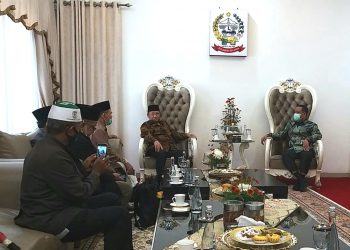 plt-gubernur-terima-kunjungan-dewan-pertimbangan-mui-sulsel