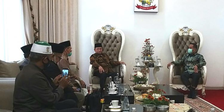 plt-gubernur-terima-kunjungan-dewan-pertimbangan-mui-sulsel
