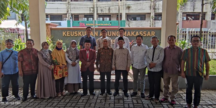 pengurus-komisi-haub-mui-sulsel-kunjungi-kantor-keuskupan-agung-makassar