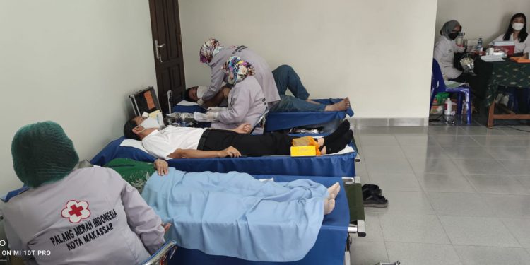 baksos-perdana-donor-darah-forum-kemanusiaan-lintas-agama-sulsel-diikuti-ratusan-peserta