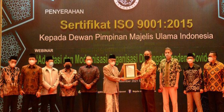 Wujudkan Organisasi Profesional dan Akuntabel, MUI Kembali Raih Sertifikat ISO