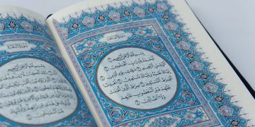 5 Adab Membaca Alquran, dari Kebersihan Jasmani Hingga Rohani