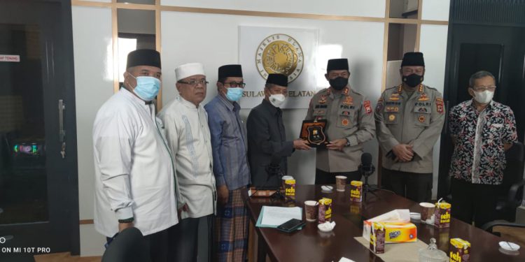 polda-sulsel-apresiasi-maklumat-antar-jenazah-dikeluarkan-mui-sulsel