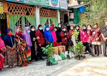 menanam-pohon,-kolaborasi-sosben-mui-su-dengan-bpdashl-sumut