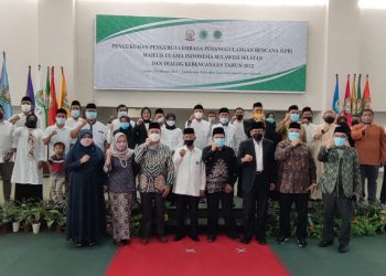 tanggap-bencana,-pengurus-lpb-mui-sulsel-dikukuhkan-dan-dialog-kebencanaan