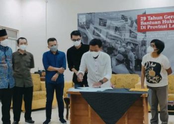 pelantikan-dan-serah-terima-jabatan-direktur-lbh-bandar-lampung