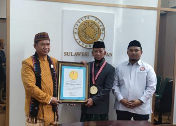 sinergi-kpid-khutbah-serentak,-mui-sulsel-raih-penghargaan-dari-leprid