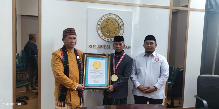 sinergi-kpid-khutbah-serentak,-mui-sulsel-raih-penghargaan-dari-leprid
