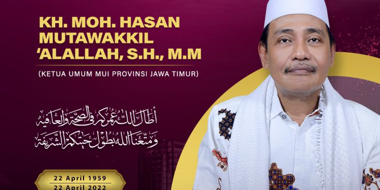 sugeng-ambal-warsa-ke-63-kh-moh-hasan-mutawakkil-ΓÇÿalallah,-sh,m.m-(ketua-umum-mui-jatim)