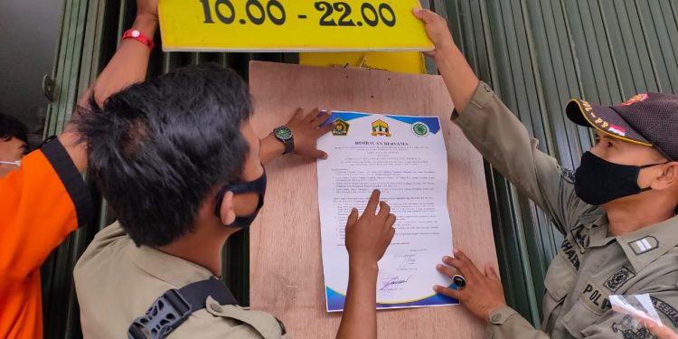 buka-warung-makan-di-siang-hari-bulan-puasa,-apa-saya-berdosa?