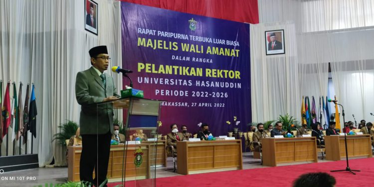 sekum-mui-sulsel-pimpin-doa-pelantikan-rektor-unhas