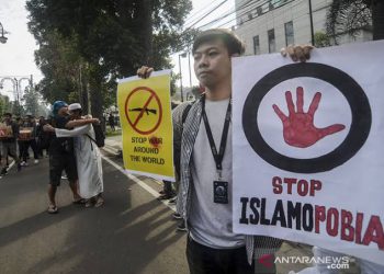 Empat Penyebab Lahirnya Islamofobia Menurut Prof. Shamsi Ali