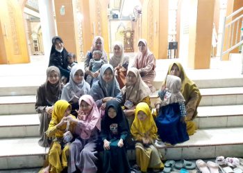 dalil-berbahagia-bersama-keluarga-saat-idul-fitri