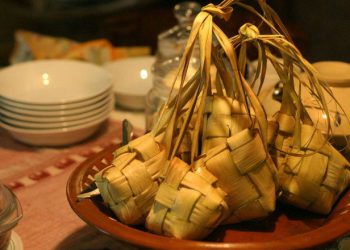 berikut-hukum-merayakan-hari-raya-ketupat