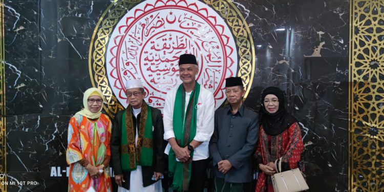 ganjar-sowan-ke-dua-ketua-mui-putra-kh-abduh-shafa