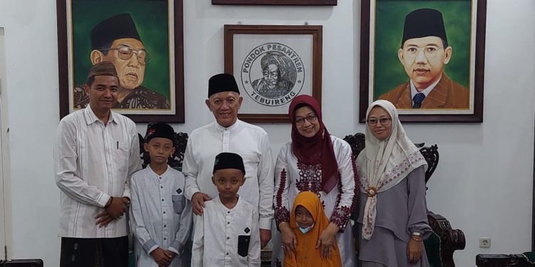 halal-bi-halal,-penyempurna-pelebur-dosa