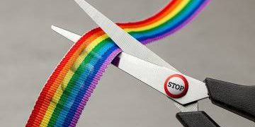 Bahaya Perilaku LGBT dan Kisah Tragis Umat Nabi Luth yang Diabadikan Alquran