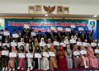perpisahan-siswa/i-ix-dan-wisuda-tahfidz-qurΓÇÖan-angkatan-ke-49-smp-muhammadiyah-3-bandar-lampung