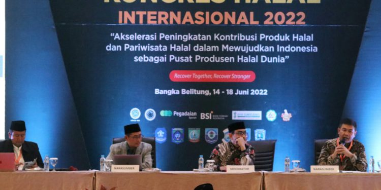 Hadiri KHI 2022, Kementerian Investasi Ajak Ulama Fokus ke Pengembangan Industri Halal