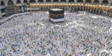 ‘Haji Pengabdi Setan’ dan Ragam Pertanyaan Alm Prof KH Ali Mustafa Ya’qub