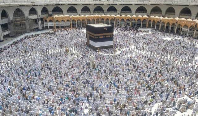 ‘Haji Pengabdi Setan’ dan Ragam Pertanyaan Alm Prof KH Ali Mustafa Ya’qub