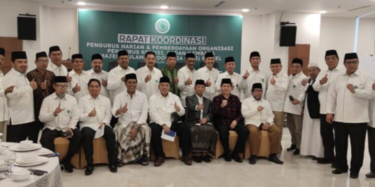 Sekjen MUI Pusat Hadiri Rapat Koordinasi MUI Sulsel, Dorong Peningkatan Layanan Umat