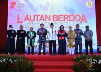 Doa Bersama di KRI Semarang-594 TNI AL, Kiai Cholil Nafis: Agama Fondasi Bangun Nasionalisme