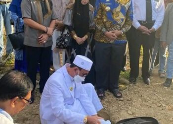 bupati-wajo-bangun-pesantren-tahfidz,-ketua-umum-mui-wajo-letakkan-batu-pertama.