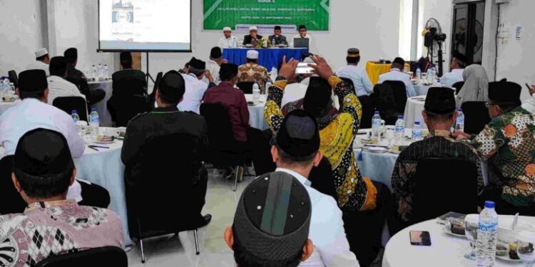 mui-sulsel-adakan-silaturahmi-dan-konsolidasi-fatwa-kab/kota-sesulsel-di-zona-1