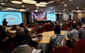 komisi-hukum-dan-ham-mui-sulsel-hadiri-workshop-satgas-percepatan-sosialisasi-undang-undang-cipta-kerja