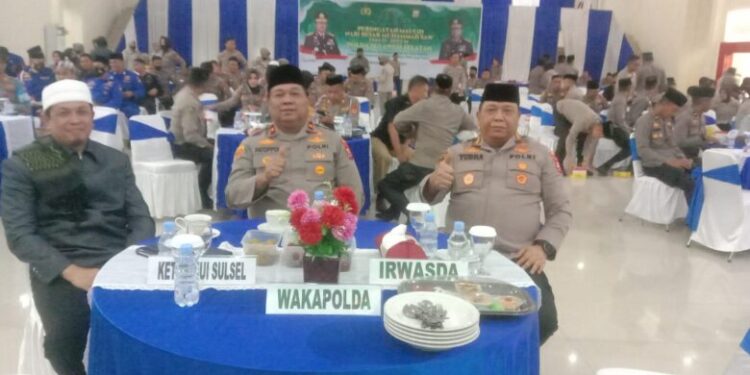 sekretaris-komisi-fatwa-mui-sulsel-hadiri-maulid-nabi-di-mapolda-sulsel