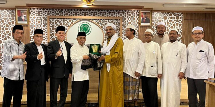 Terima Kunjungan PP Rabithah Alawiyah, MUI Ajak Perkuat Kesatuan Umat