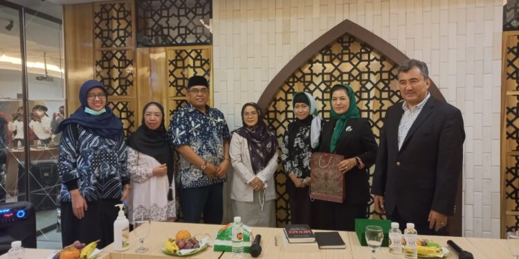 Silaturahim ke MUI, Aktivis HAM Uighur Beberkan Kondisi Terkini Muslim Xinjiang China