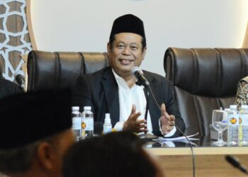 Masjid Jadi Potret Kehidupan Dunia Akhirat, Begini Penjelasan KH Marsudi Syuhud