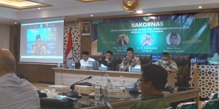 Rakornasi Komisi HLNKI Rumuskan Wasathiyah Islam dalam Diplomasi MUI