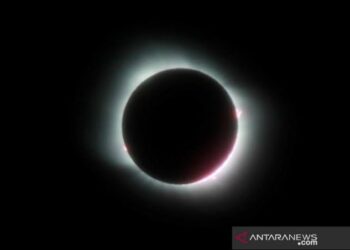 Hukum dan Tata Cara Shalat Gerhana Bulan