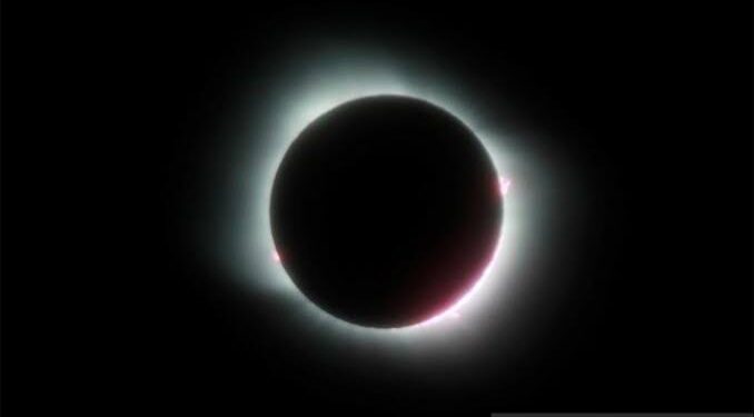 Hukum dan Tata Cara Shalat Gerhana Bulan