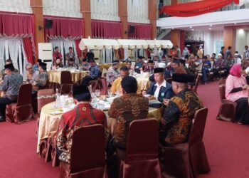 gubernur-jamu-peserta-pinbas-mui-di-rumah-dinas