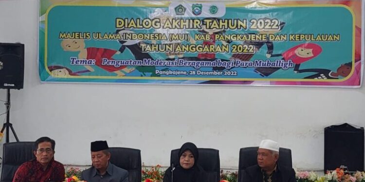 ketua-umum-hadiri-dialog-akhir-tahun-mui-pangkep